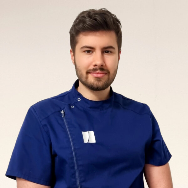 PROHAARKLINIK für Haartransplantation: Dr. Ádám Bódi